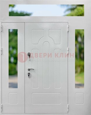 Белая стальная дверь порошок со стеклом и фрамугами ДФГ-11 в Пушкино