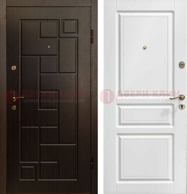 Входная дверь Коричневая металлическая филенчатая с белой МДФ внутри ДМ-241 в Тамбове