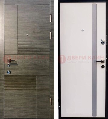 Входная дверь Серая стальная МДФ с белой стеклянной вставкой внутри ДМ-266 в Пушкино
