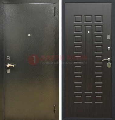 Темно-серая железная дверь с порошковым покрытием и МДФ Венге ДП-287 в Пушкино