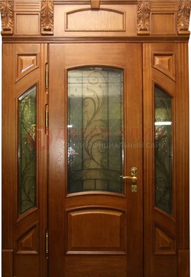 Парадная дверь со стеклянными вставками и ковкой ДПР-36 для дома в Пушкино