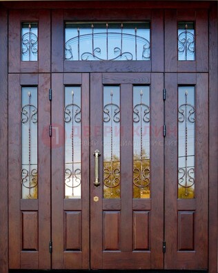 Парадная дверь с прямоугольными стеклянными вставками ДПР-5 для частного дома в Пушкино