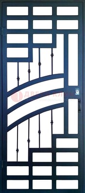 Современная металлическая решетчатая дверь ДР-38 в Пушкино