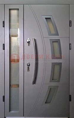 Серая железная дверь для дома со стеклом ДС-17 в Пушкино