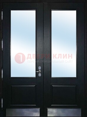Черная двухстворчатая металлическая дверь со стеклом ДС-25 в Пушкино