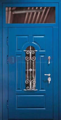 Синяя железная филенчатая дверь со стеклом и ковкой ДСК-97 в Пушкино