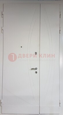 Белая тамбурная дверь ДТМ-31 в Пушкино