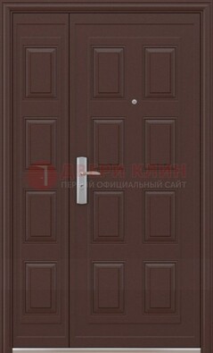 Коричневая железная тамбурная дверь ДТМ-37 в Пушкино