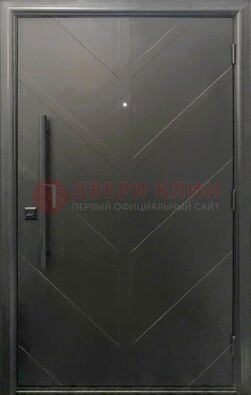 Современная металлическая дверь с виноритом ДВТ-255 в Курске