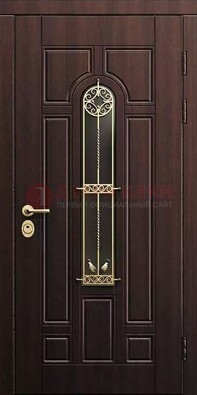Железная коричневая дверь с виноритом и фрезерованной панелью ДВТ-93 в Пушкино