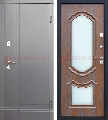 Серая входная дверь со светлой МДФ и зеркалами внутри ДЗ-77 в Пушкино