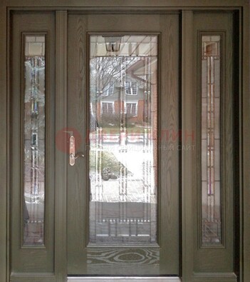 Коричневая стальная дверь с массивом дуба с витражом ВЖ-16 в Пушкино